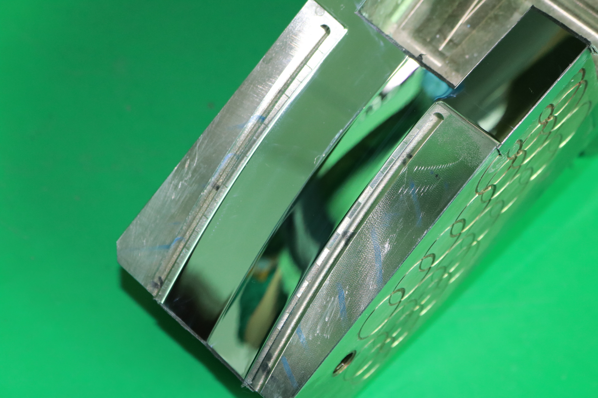 菱形模具抛光厂