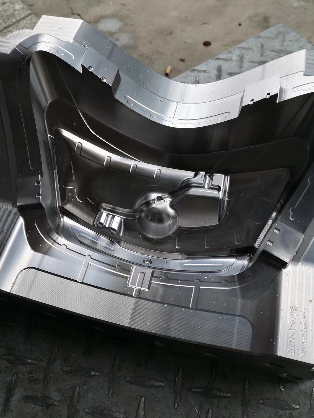 光学眼镜模具抛光