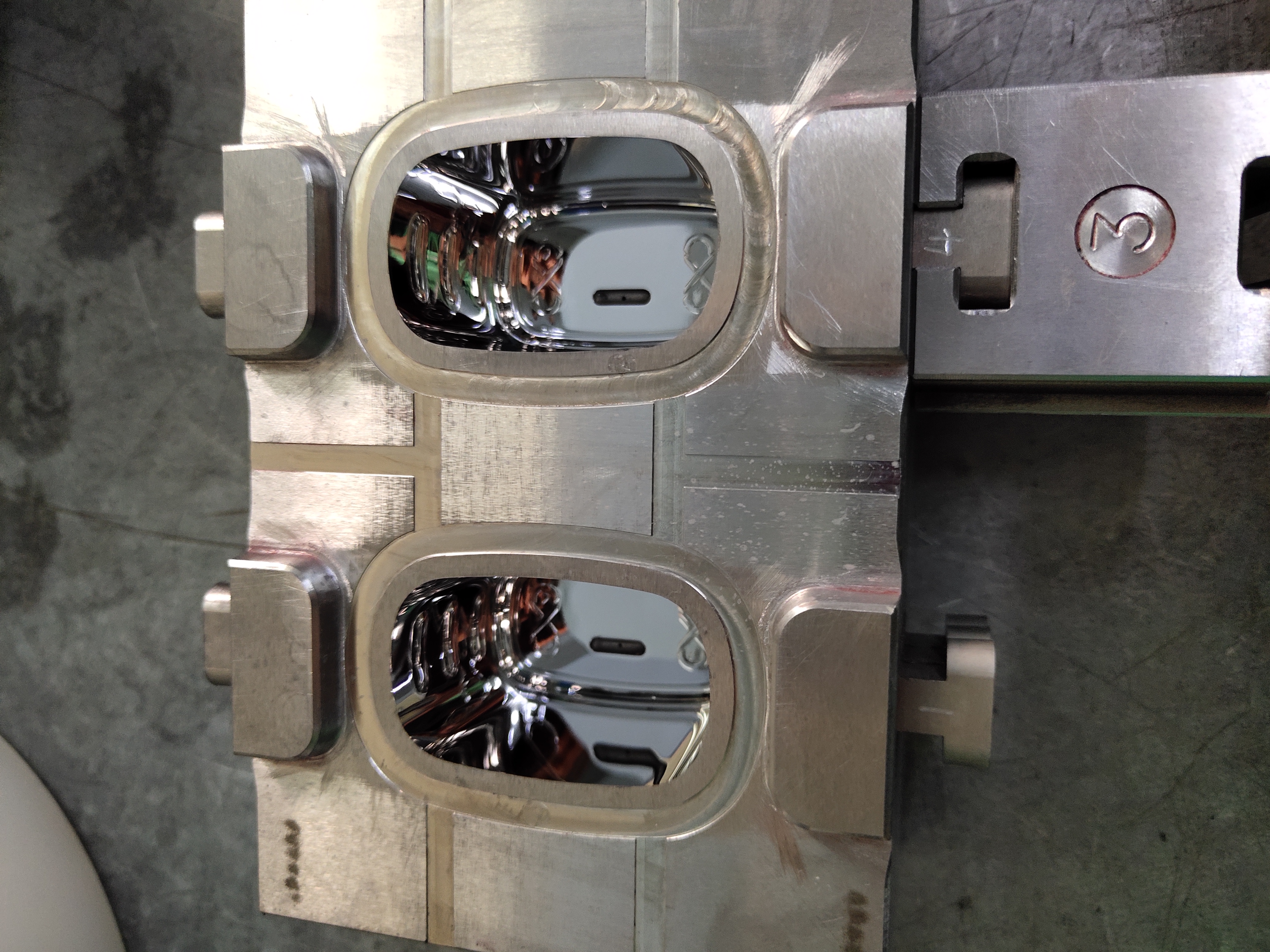 高精密模具镜面抛光